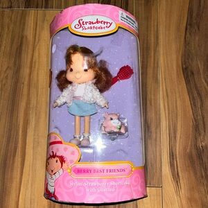 Vintage 2005 Strawberry Shortcake Berry Best Friends Stylin’ with Custard